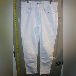 VGS Women's size 12 White Skinny Jeans Pants
